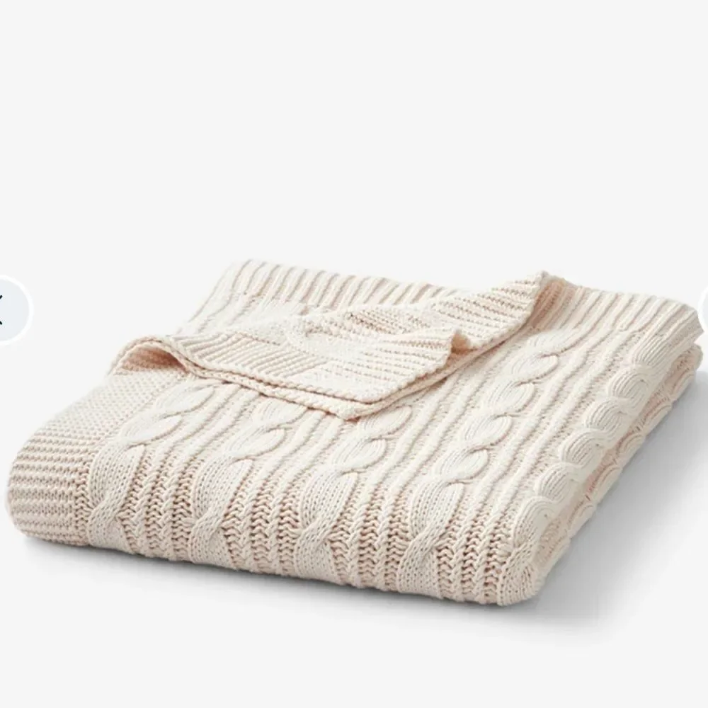 The Company Store Chunky Knit Cable Throw Blanket in Natural. 50x70 Inches.